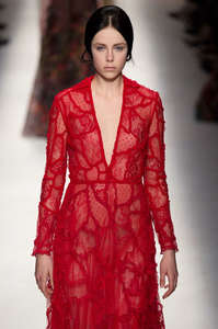 edie_valentino_aw14_fashionnetwork_581213c4.jpg