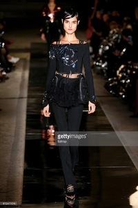 givenchy24.jpg