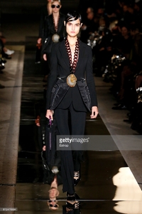 givenchy25.jpg