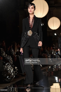 givenchy44.jpg