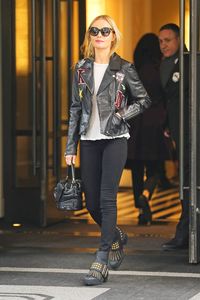 kateb281016ZNimage102.jpg