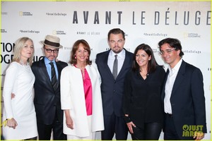 leonardo-dicaprio-gets-support-from-marion-cotillard-at-before-the-flood-paris-premiere-09.jpg