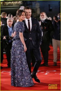 michael-fassbender-alicia-vikander-light-between-oceans-premiere-07.jpg