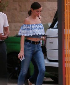 miranda-kerr-at-soho-house-in-malibu-10-9-2016-3.jpg