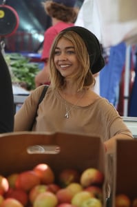 sarahh161016BZNimage20.jpg