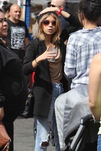 sarahh161016BZNimage52.jpg