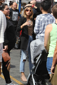 sarahh161016BZNimage53.jpg