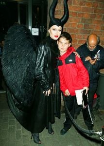 zara-larsson-dressed-as-maleficent-for-a-halloween-party-in-liverpool-29-10-2016-3.jpg