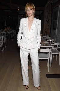 05-Best-Dressed-Edie-Campbell_vogue.jpg
