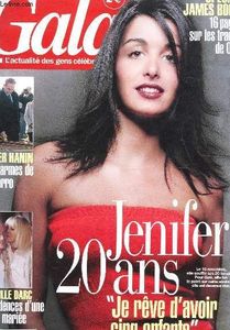 Jenifer gala 2002.jpg
