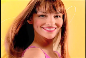 Clairol Natural Instincts - Chicken snap 25.jpg