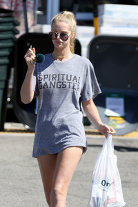 Abby Champion - wears popular 'Spiritual Gangster' Tee in Los Angeles 03.10.2016_1.jpg