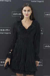 Irina+Shayk+Irina+Shayk+Attends+Intimissimi+NTvg-vIejkzx.jpg