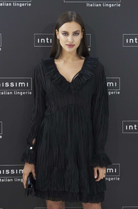 Irina+Shayk+Irina+Shayk+Attends+Intimissimi+WDGgOyT_CAHx.jpg