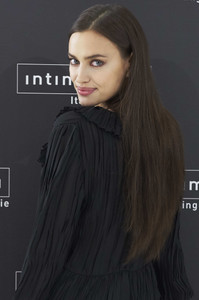 Irina+Shayk+Irina+Shayk+Attends+Intimissimi+1j334e114Xtx.jpg