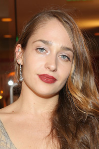 Jemima+Kirke+Stars+HBO+Golden+Globes+Afterparty+ExtsKMt3psYx.jpg