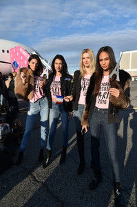 Victoria+Secret+Models+Depart+Paris+2016+Victoria+UZ2vV6uBC_2l.jpg