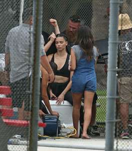 Adriana-Lima--On-set-for-a-Victoria-Secret-sport-fashion-shoot--11.jpg