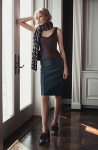 BCBG-Max-Azria-Retro-Styles-Fall-2016-04.jpg