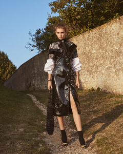 ELLE-France-December-2016-Anka-Kuryndina-by-Tobias-Lundkvist-6.jpg