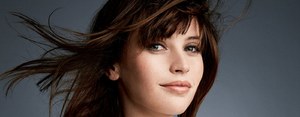 FelicityJones01_top.jpg