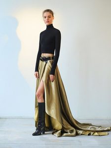 Tilda-Lindstam-Vogue-Mexico-Hunter-Gatti-03-620x826.jpg