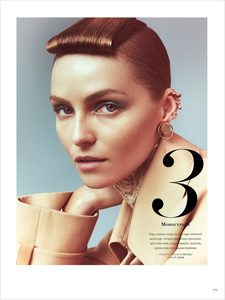 Valentina-Zelyaeva-Bazaar-Kazakhstan-Mikael-Schulz-02-620x825.jpg