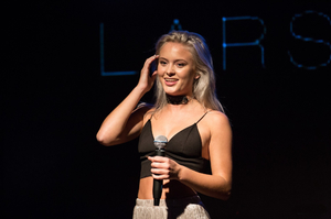 amp-live-zara-larsson-108.jpg