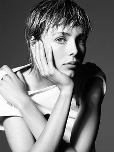 edie-campbell_vogue.jpg