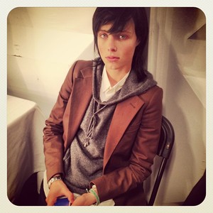 edie_burberry_ss14_alicesaga.jpg