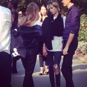 edie_chanel_ss15_dailyfrontrow.jpg