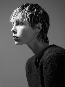 edie_liz_collins_sunday_times_style_2nov14_eyval_1.jpg