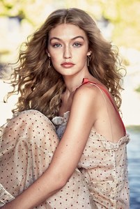 gigi-hadid-allure-december-cover-shoot-star-dress.jpg