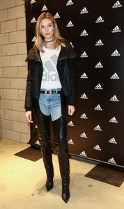 kkloss301116ZNimage2.jpg
