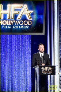 leonardo-dicaprio-hollywood-film-awards-2016-03.jpg