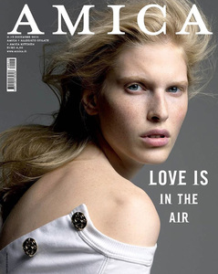 niki_trefilova_amica_december16.jpg