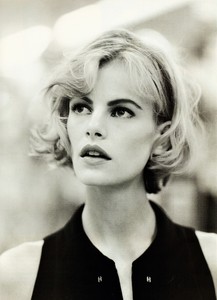 vogue_uk_may_1995__35_.jpg