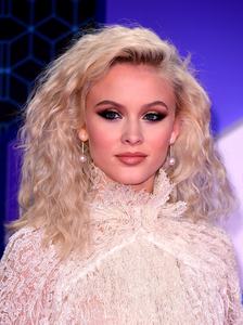 zara-larsson-mtv-europe-music-awards-2016-110616-image-001.jpg