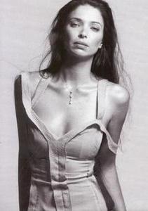 000000072454-erica_baxter-modelprofileMainPicCropped.jpg