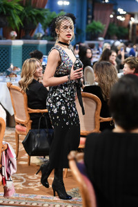 Alice+Dellal+Chanel+Collection+des+Metiers+VxRZ5ZnWJE5x.jpg