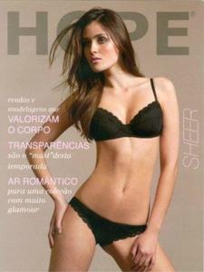 Carolinne Rosso-Hope-Brasil.jpg