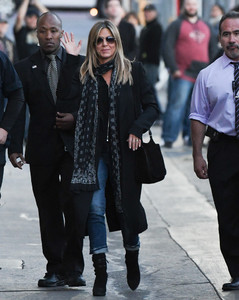 Jennifer+Aniston+Jennifer+Aniston+Seen+Jimmy+cA_DKWz7MWIx.jpg