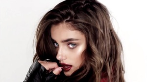 Day 14 - Taylor Hill by Hype Williams (LOVE Advent 2016) 345.jpg