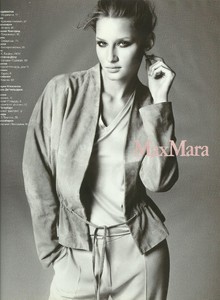 elle russia 03 2003 max mara.jpg