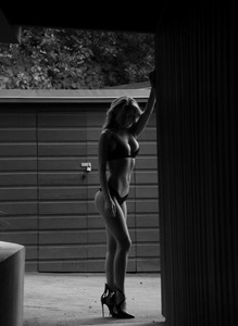 BRYANA-HOLY-SLIDE-3.jpg