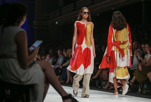 Premium_Runway_3_Instyle_1b_akira-304.jpg