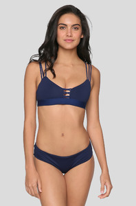 agua-bendita-oceania-vb-AE1Y1798_2.jpg