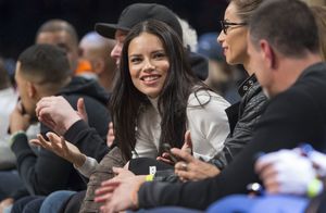 alima151216BZNimage7.jpg
