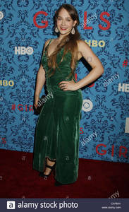 april-4-2012-new-york-new-york-us-jemima-kirke-arrives-for-the-hbo-CAP8A4.jpg