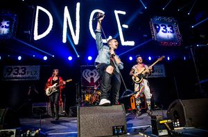 dnce181216BZNimage4.jpg